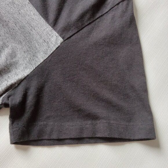 Old Navy Soft Washed Black and Gray Colorblock Short Sleeve Crew Neck Tee Large - Picture 5 of 9